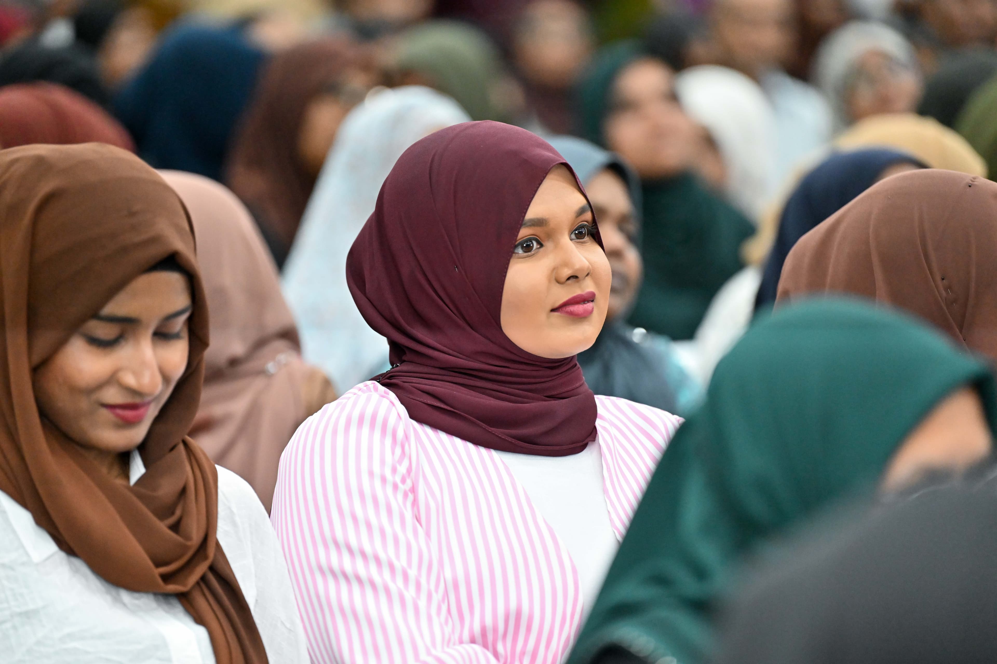 ރައީސުލްޖުމްހޫރިއްޔާ، ވިލިމާލެ ރައްޔިތުންނާ ބައްދަލުކުރެއްވުން