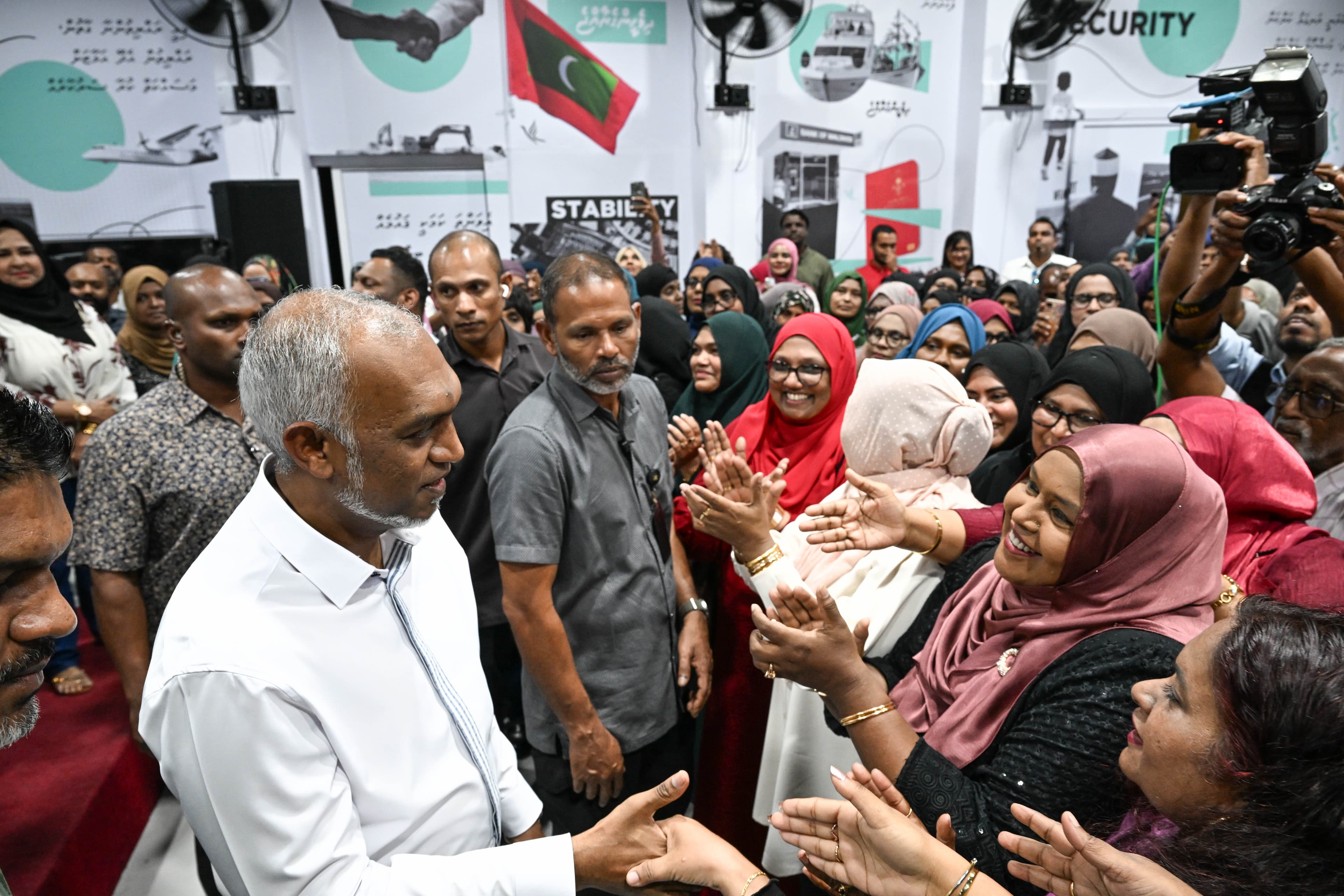 ޖަލީލު ވާދަކުރައްވަނީ އަޅުގަނޑު އެދިގެން: ރައީސް